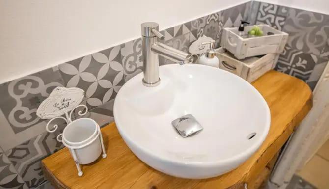 مبيت وإفطار Masseria Li Vecchi