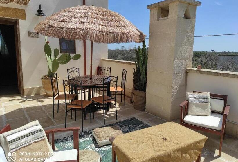 مبيت وإفطار Masseria Li Vecchi