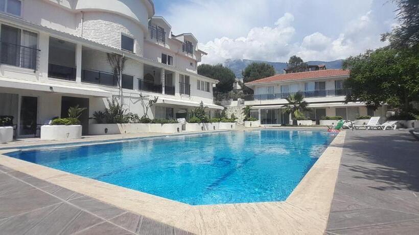 ホテル Near Oludeniz Beach Cozy Room With Kitchen