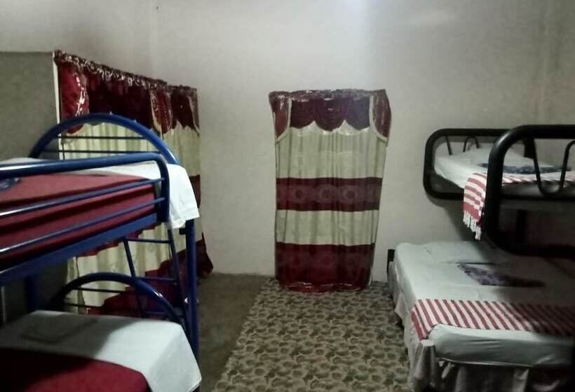 پانسیون Voyager Int L Hostel Panama La Villa