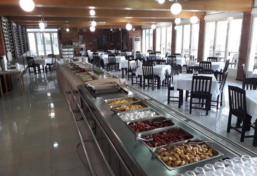 Divjaka Resort