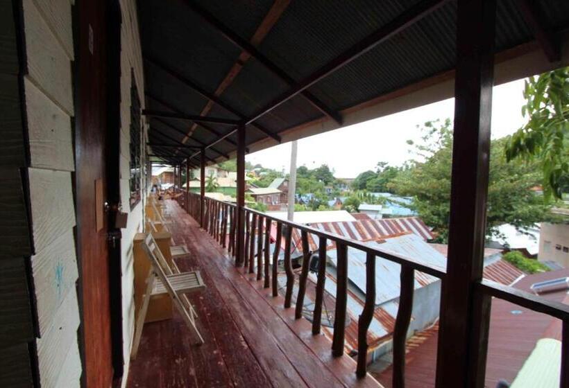 پانسیون Lux Guesthouse