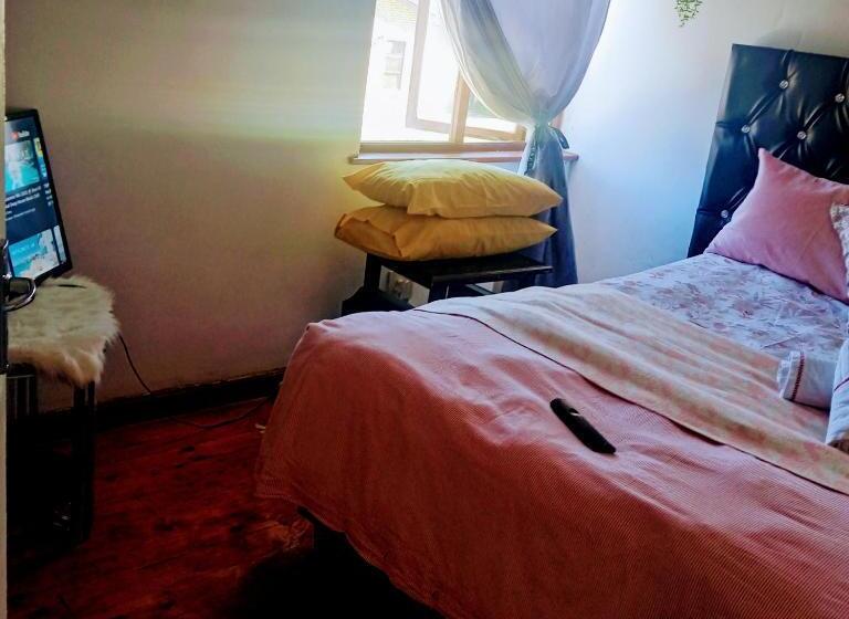 پانسیون Room In Bb   Zagorskis Bed And Breakfast