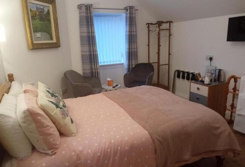تختخواب و صبحانه Atherstone Guest House