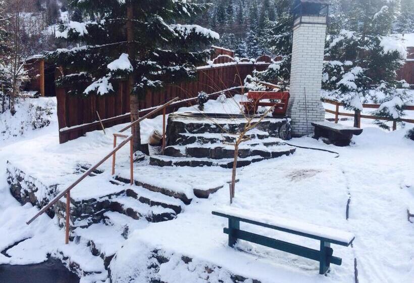 ホテル Lisova Kazka