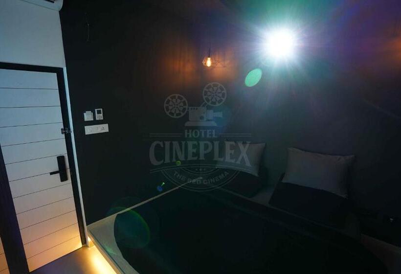 هتل Cineplex