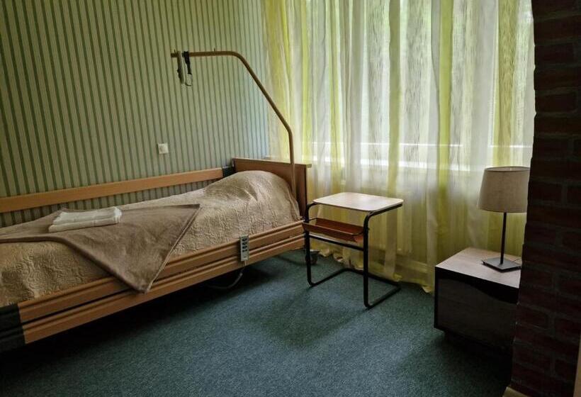 هتل Ayurveda Palace Jurmala Sanatorium