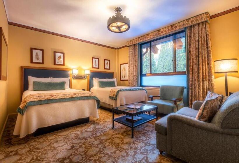호텔 The Ahwahnee