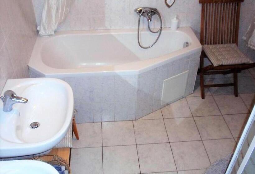 تختخواب و صبحانه Penzion Svojše