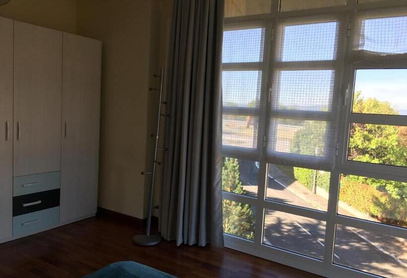 بنسيون Villa Argomaniz