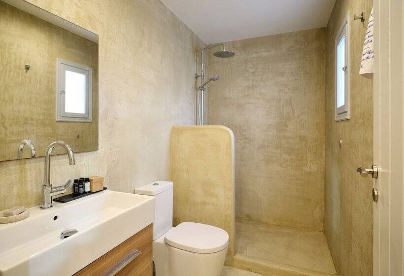 تختخواب و صبحانه Bonatsa Beach House Kimolos