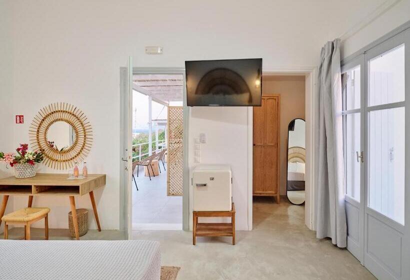 تختخواب و صبحانه Bonatsa Beach House Kimolos