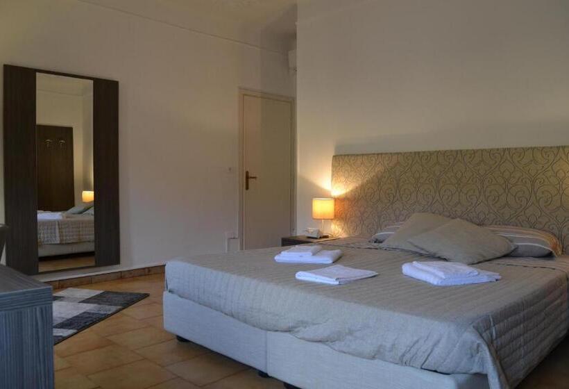 تختخواب و صبحانه Gabrielli Rooms Et Apartments Sant Antonio Alloggio 4 M0230914084