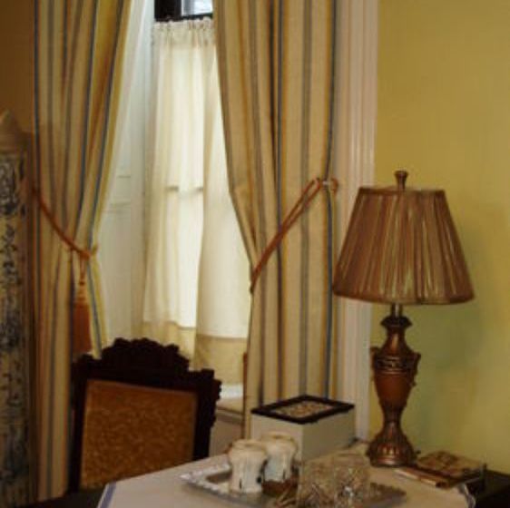 ベッドアンドブレックファースト Hillard House Inn