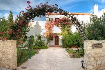 Douliana Villas