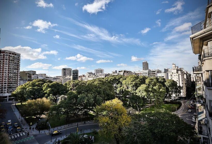 Flaat Recoleta Plaza