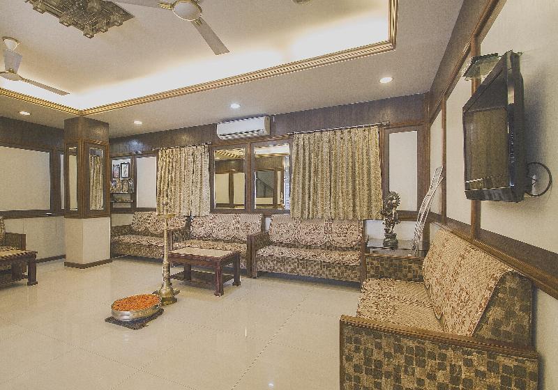 هتل O Surya Residency