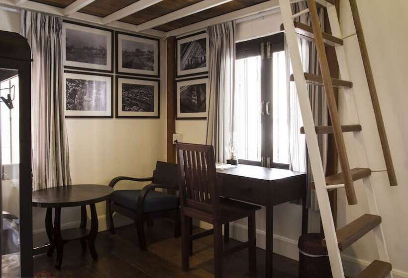 هتل Baan Luang Rajamaitri Historic Inn