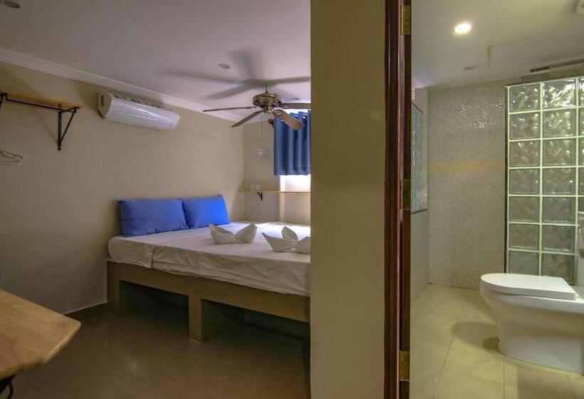 هتل Bar Oz Riverside Guesthouse