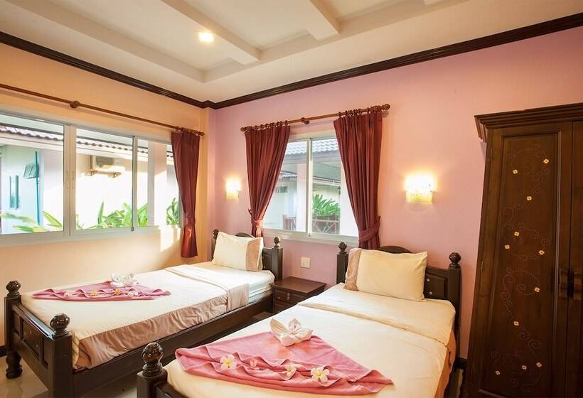 هتل Chonnapha Resort