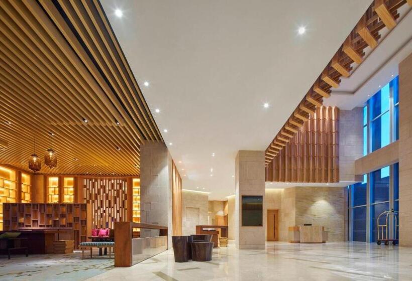 בית מלון כפרי Four Points By Sheraton Chengdu, Pujiang Resort