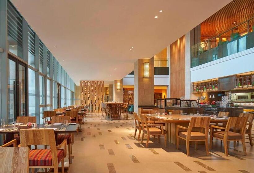 בית מלון כפרי Four Points By Sheraton Chengdu, Pujiang Resort