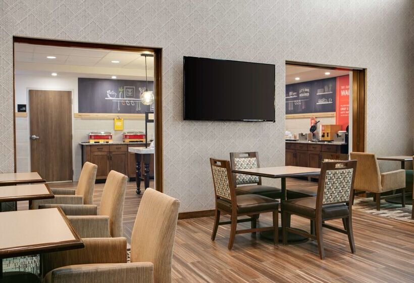 فندق Hampton Inn & Suites Hudson