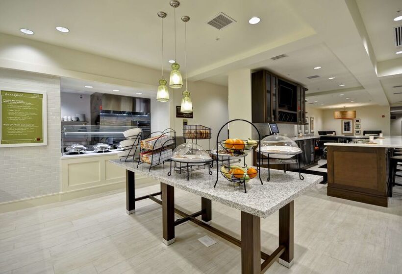 בית מלון כפרי Hilton Garden Inn Detroit Troy