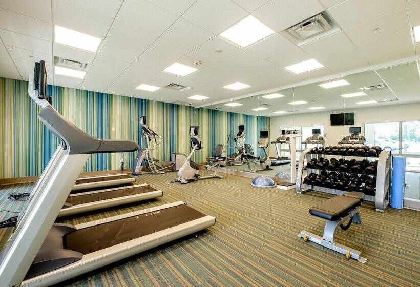 هتل Holiday Inn Express & Suites Eagan   Minneapolis Area, An Ihg