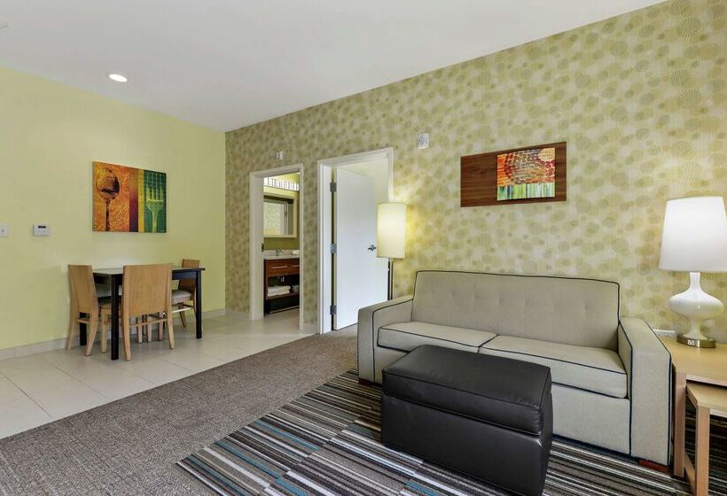 فندق Home2 Suites By Hilton Gulfport I10