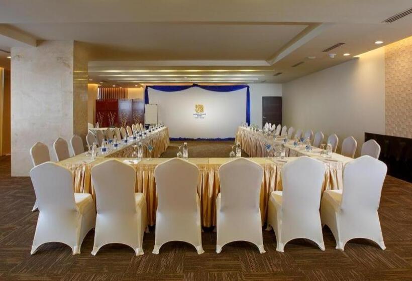هتل Jasmine Palace