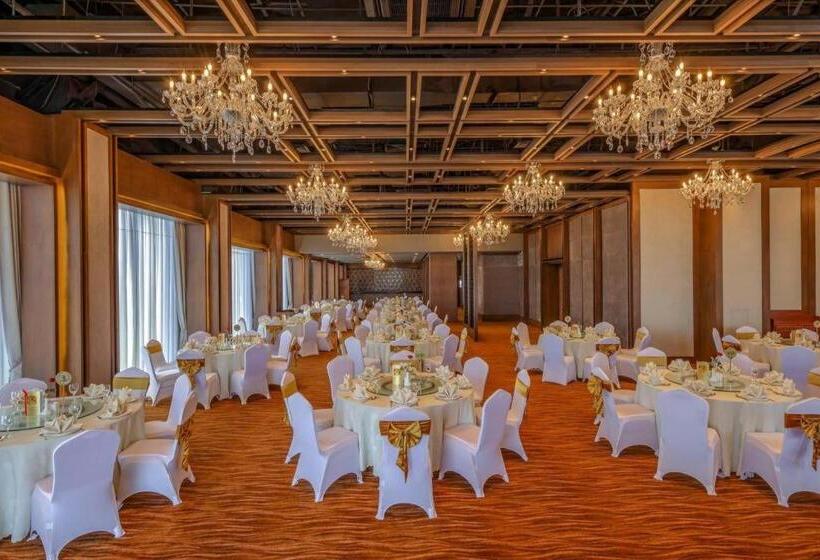 هتل Jasmine Palace