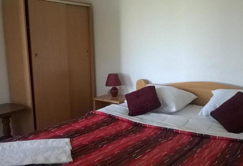 هتل Ljubicevski Raj