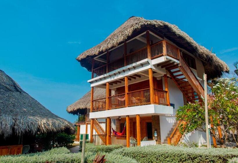 هتل Isla Del Sol