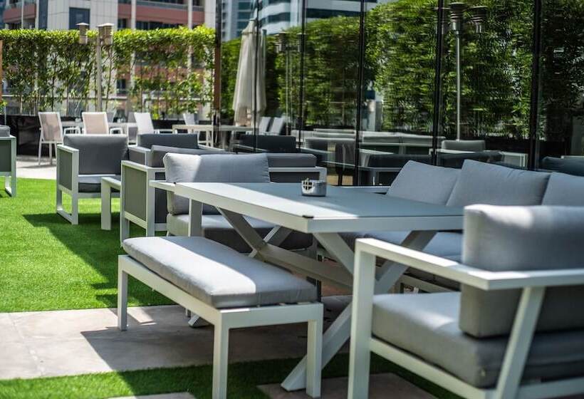 Fotos del hotel Signature 1  Tecom:  3