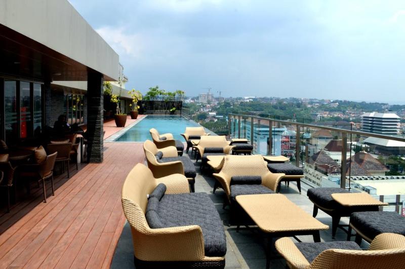 Louis Kienne Hotel Simpang Lima