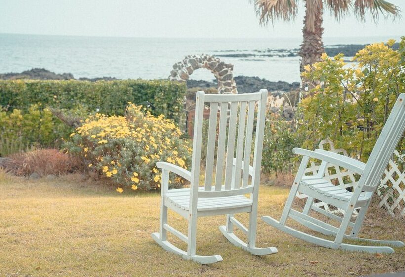 Jeju Turning Point Pension