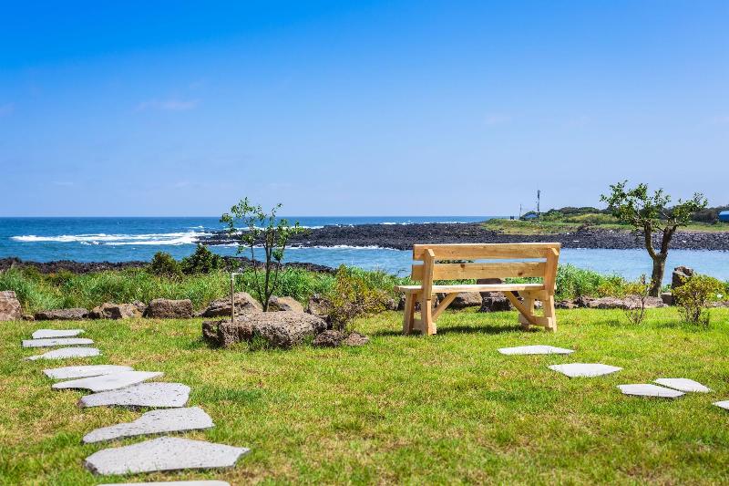 Jeju Turning Point Pension