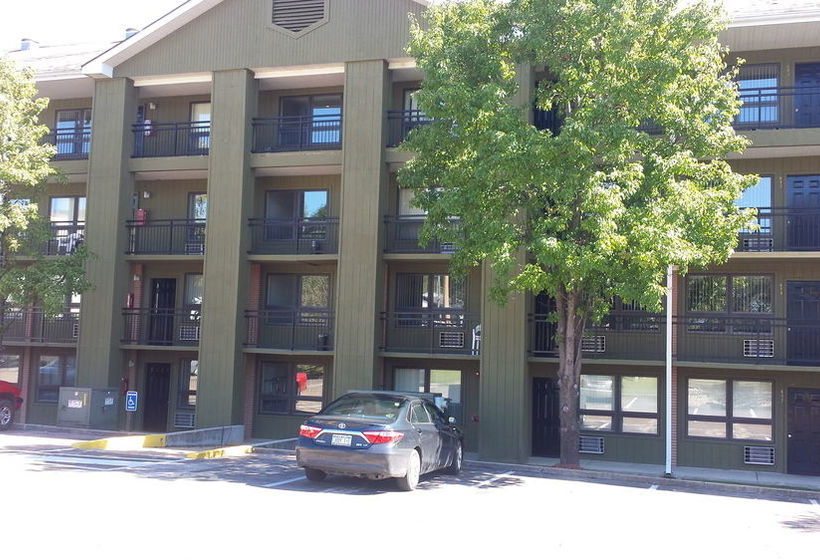 Roark Vacation Resort