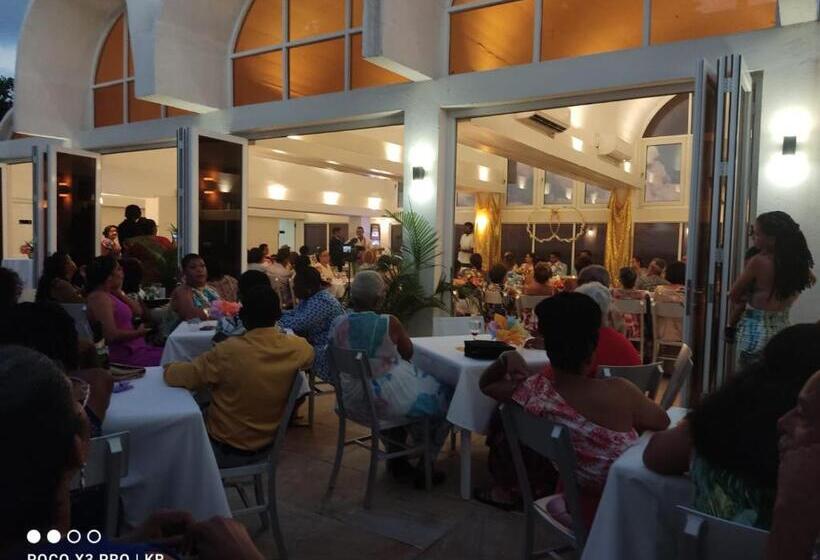 Spring Hotel Bequia