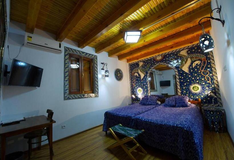 בית מלון כפרי Bibi Khanym