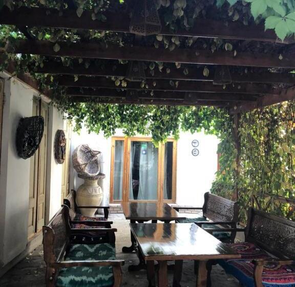 בית מלון כפרי Bibi Khanym