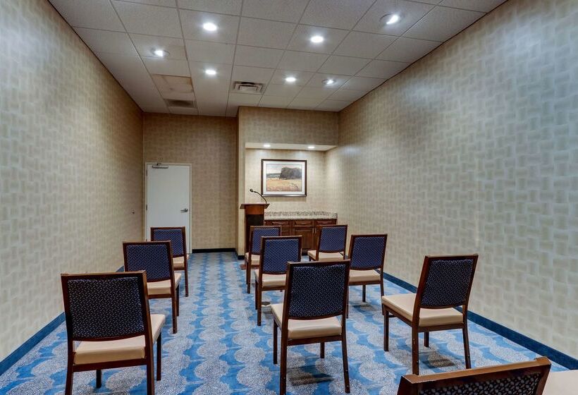 Отель Hampton Inn & Suites Hartsville