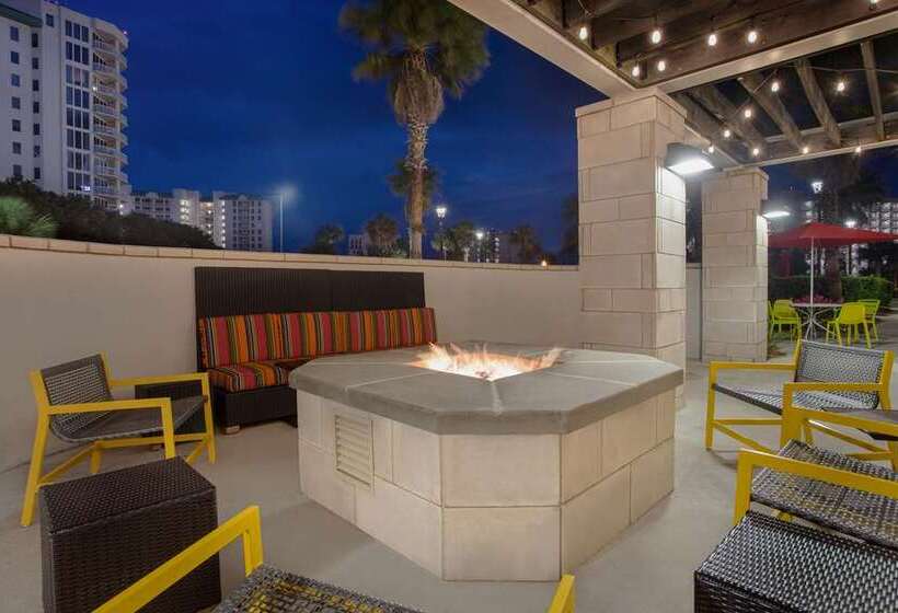 هتل Home2 Suites By Hilton Destin