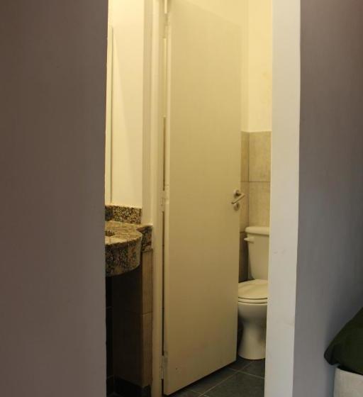 هتل Hostal Prisamata