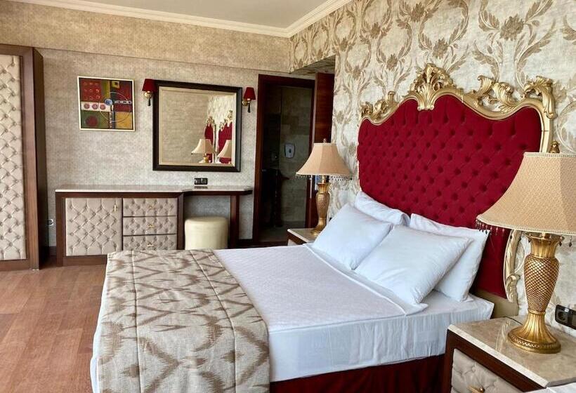 Laur Hotels Experience & Elegance