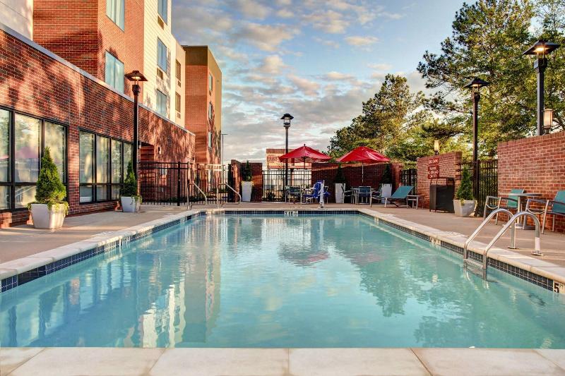 هتل Towneplace Suites By Marriott Macon Mercer University