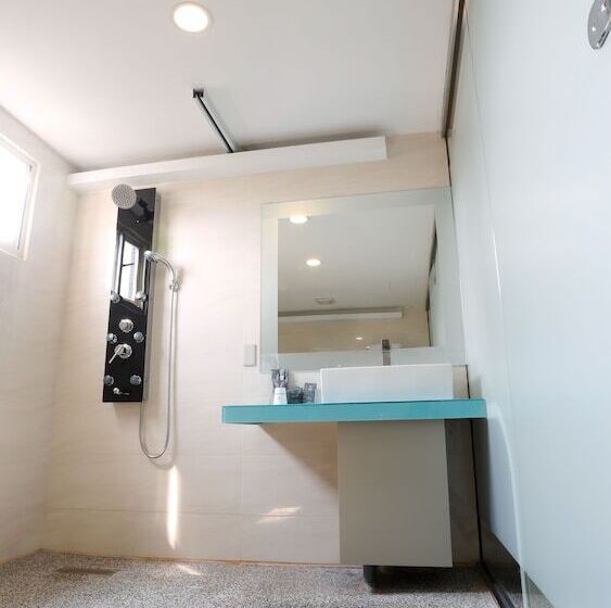 Walker Hotel   Zhengyi