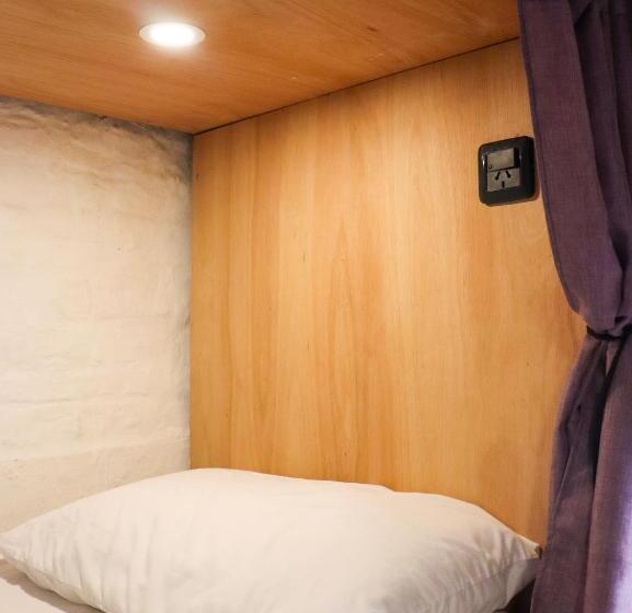 Mediomundo Hostel