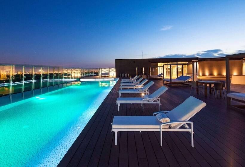 Radisson Hotel Santa Cruz